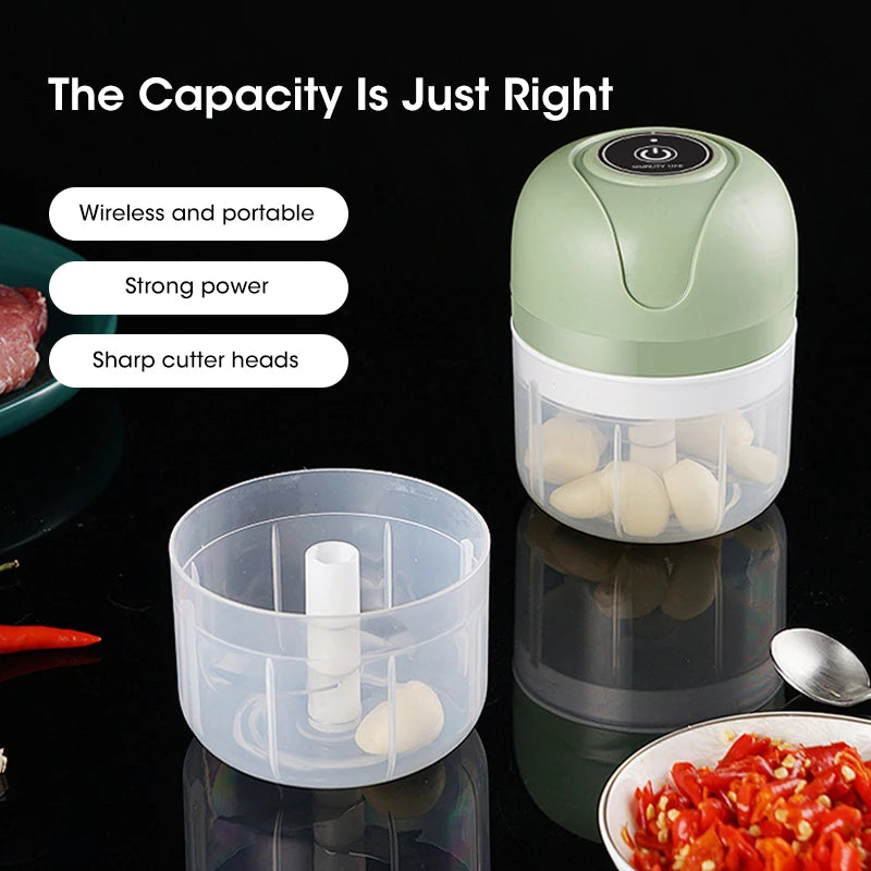 Mini Chef 250ml – Picadora Eléctrica Portátil USB para Ajo, Verduras y Carne